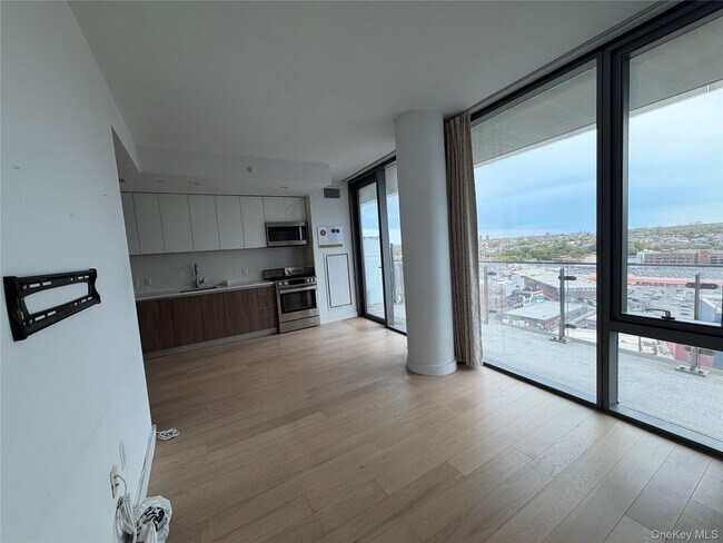 Foto del edificio - 131-01 40th Rd