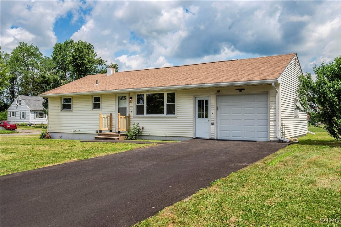 Foto principal - 222 Wilber St