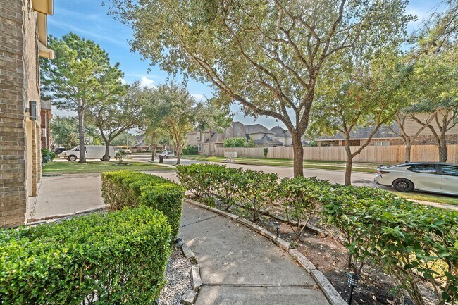 Foto del edificio - 10926 Wynfield Springs Dr