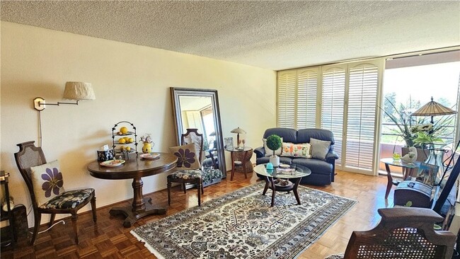 Building Photo - 24055 Paseo Del Lago