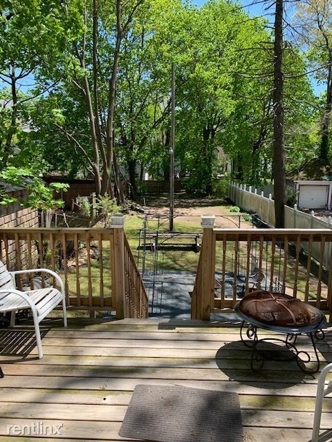 Building Photo - 2 br, 1.5 bath  - 371 Norton St # 1