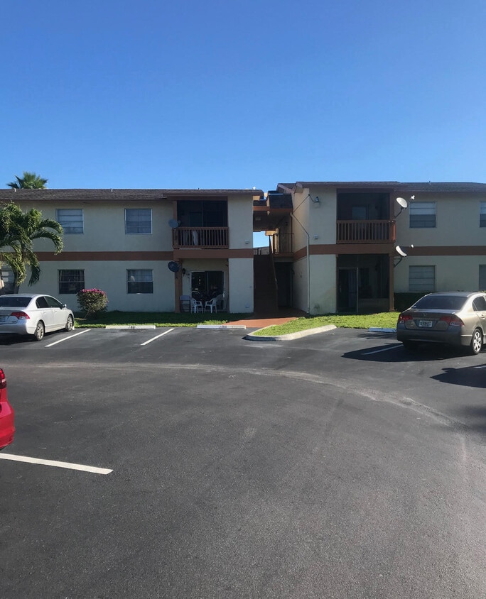 Foto principal - 1830 Abbey Rd