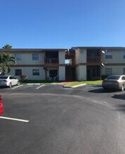 Building Photo - 1830 Abbey Rd