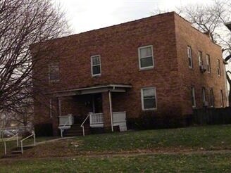 Primary Photo - 1453 Capitol Ave