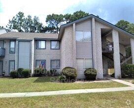 Building Photo - 910 Brett Dr