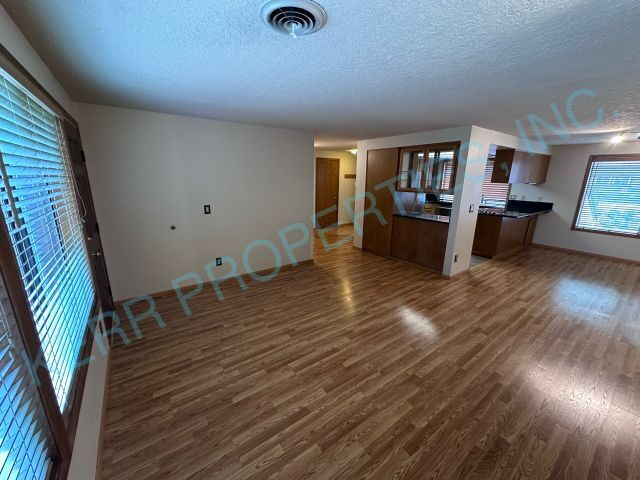 Building Photo - Charming 2-Bedroom / 2-Full Bathroom Condo Retreat in Happy Valley – Cozy Living Awaits!