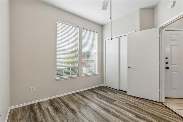 Foto del edificio - 3938 Pickett Pl Dr