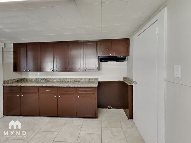 Foto del edificio - 4313 Kendall Ave