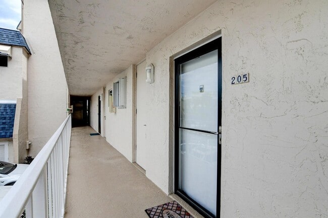 Building Photo - 3575 S Ocean Blvd