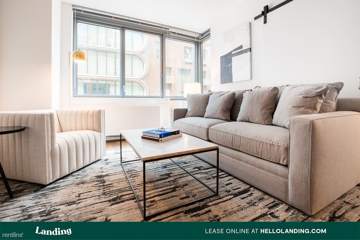 Foto principal - 742 N LaSalle Dr