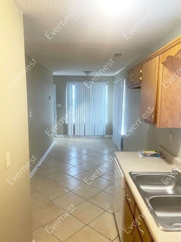 Building Photo - 4678 Royal View Dr
