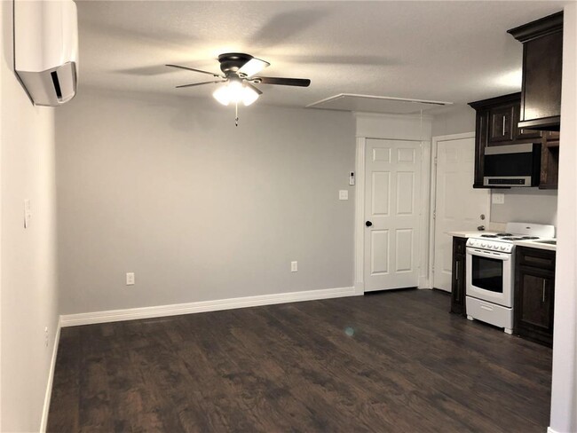 Foto del edificio - 6209 Conley St