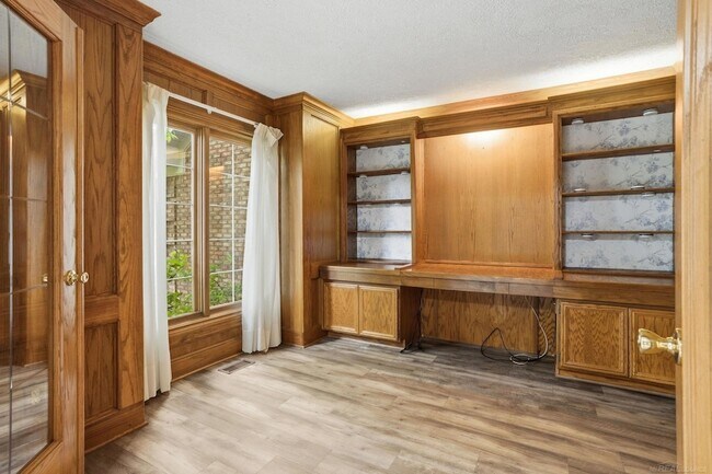 Foto del edificio - 14450 Knightsbridge Dr