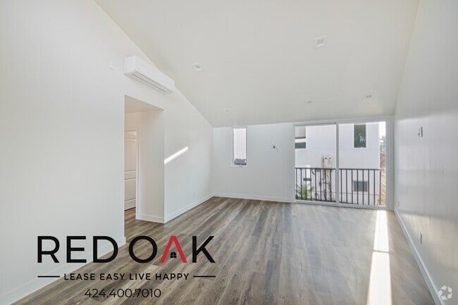 Building Photo - 2134 1/2 Cove Ave
