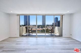 Foto del edificio - 2170 Century Pk E