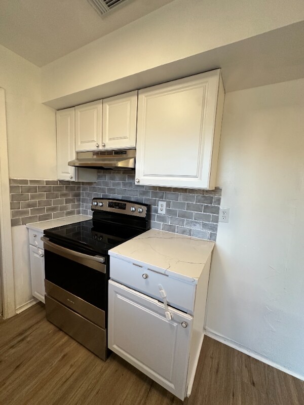 Foto del edificio - 7206 Glen Haven Dr