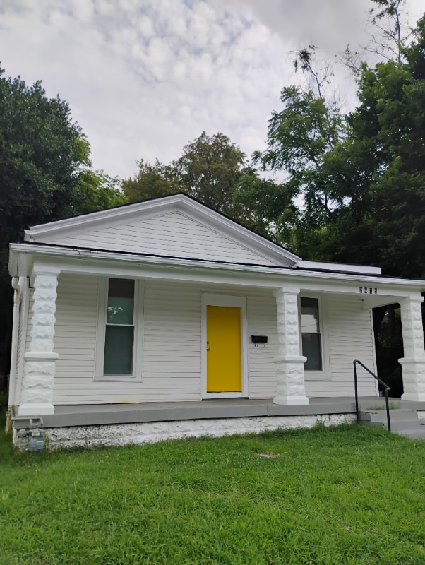 Building Photo - 2615 Greenwood Ave