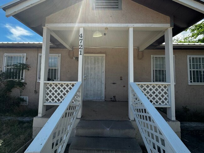 Foto del edificio - 4721 Skyway Ct SW
