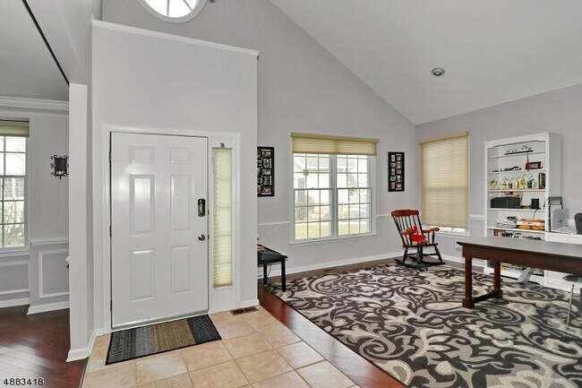 Building Photo - 222 Patriot Hill Dr