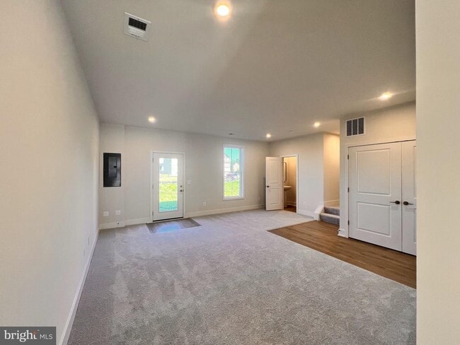 Building Photo - 139 Bamboo Shoot Ln