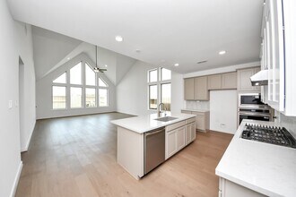 Building Photo - 11055 Valley Fort Drive