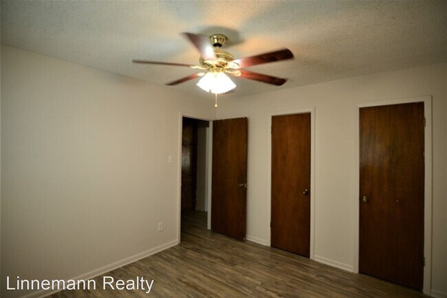 Building Photo - 3 br, 2 bath House - 2302 Botanical Drive