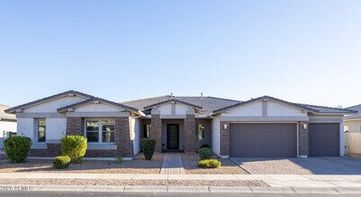 Building Photo - 23045 E Via Las Brisas