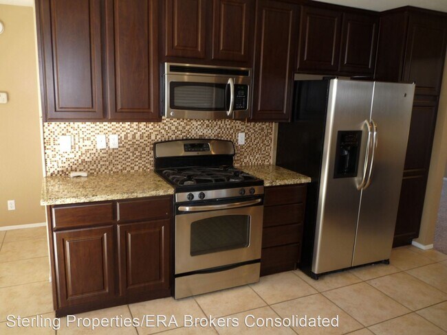 Building Photo - 4 br, 2.5 bath House - 405 Pemberry Circle