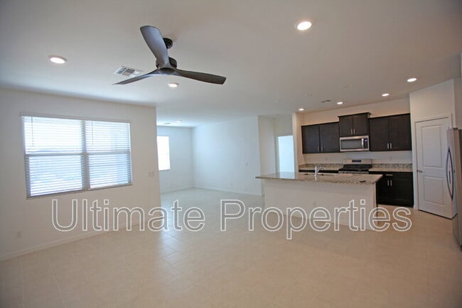 Building Photo - 14447 W Gray Fox Trl