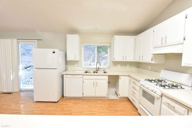 Foto del edificio - 3 br, 2 bath House - 177 Dart Canyon Road