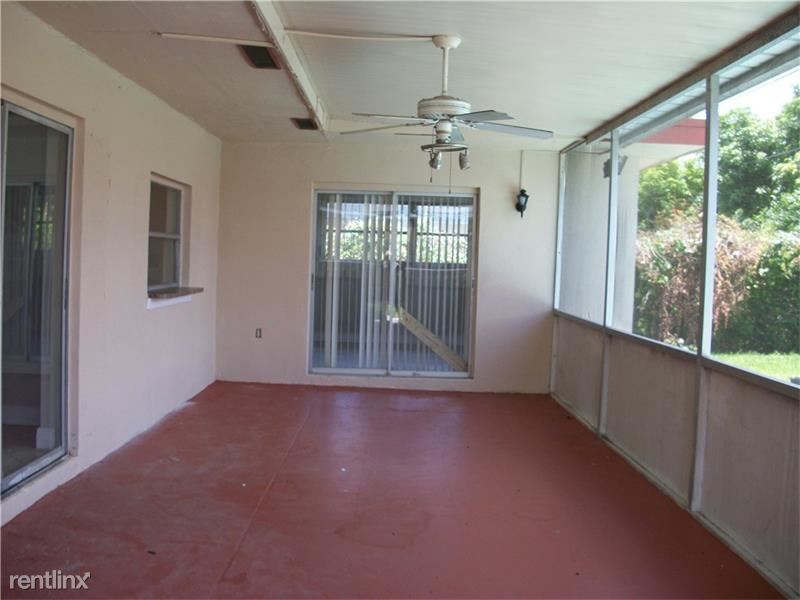 Building Photo - 8631 NW 24th St