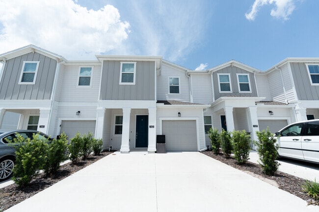 Building Photo - 7433 Stone Creek Trl