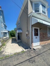 Building Photo - 15 W High St