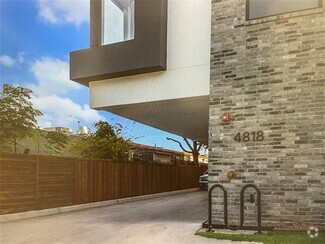 Building Photo - 4818 Manett St