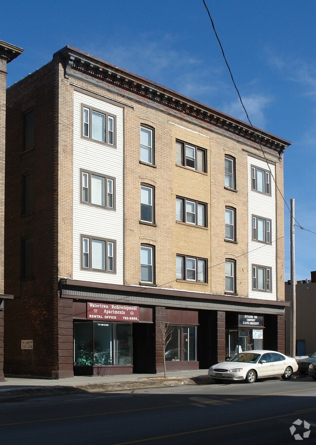 Building Photo - Black River Apartments