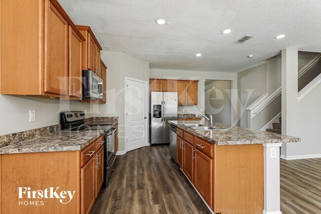 Foto del edificio - 8058 Brothers Walk Ln