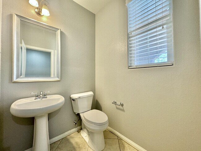 Foto del edificio - 10544 Pembroke Bay St