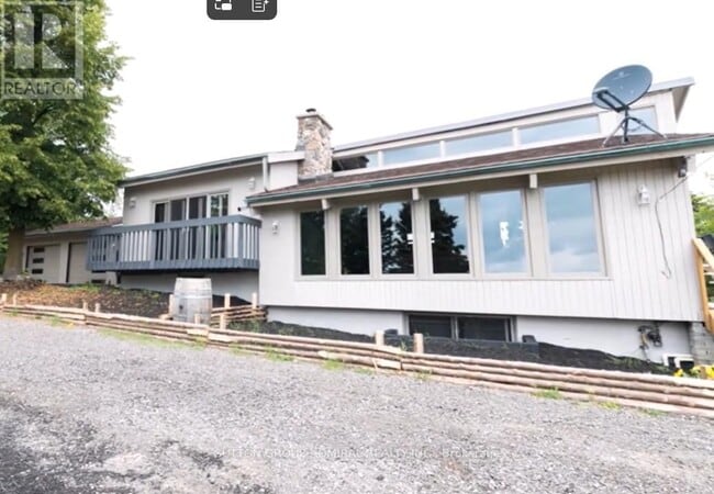 Building Photo - 934349 Airport Rd