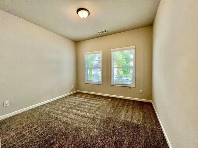 Building Photo - 1702 Dover Creek Ln