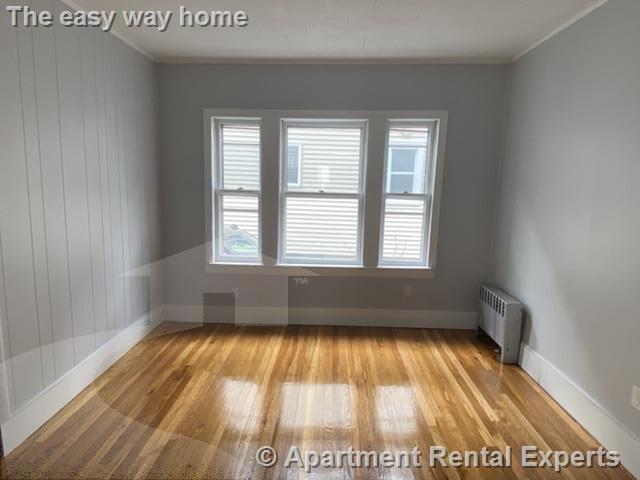 Building Photo - Medford/Tufts Area 2 BR - Dishwasher - EIK