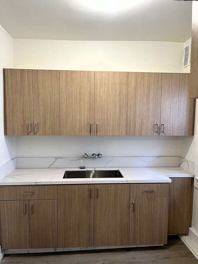 Foto del interior - 1984 Park Grove Ave