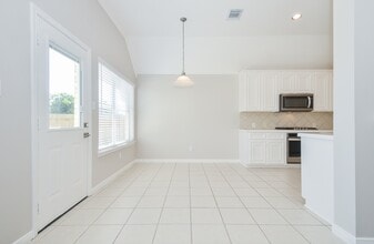 Building Photo - 2123 Thistlerock Ln