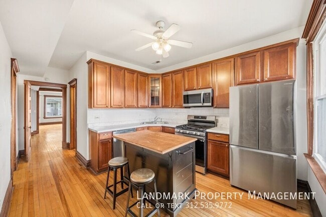 Building Photo - 2528 N Monticello Ave