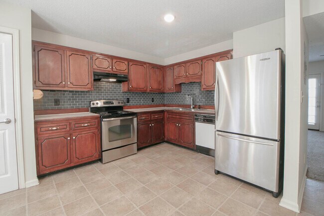 Foto del edificio - 2000 Tynewood Dr