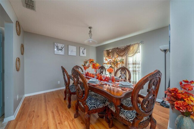Building Photo - 13718 Colina Ct