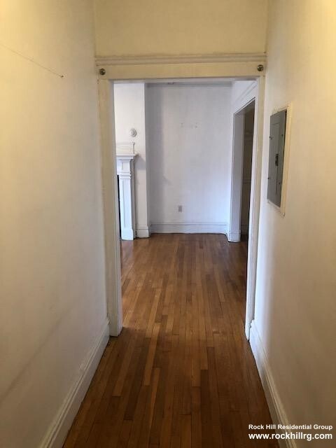 Foto del edificio - 49 Englewood Ave