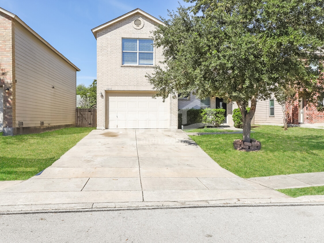 Foto principal - 3215 Sunbird Bay