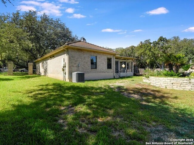 Building Photo - 3911 Creek Forest, 78230