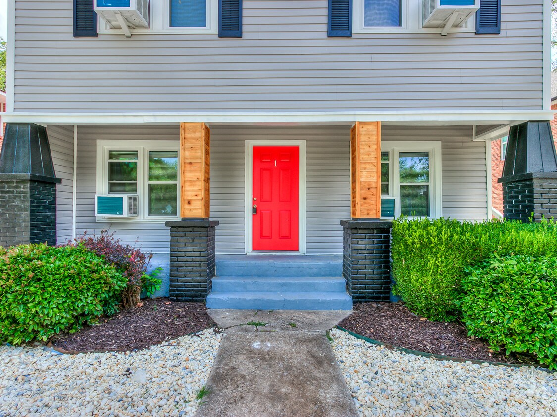 Foto principal - 415 E Elm Ave