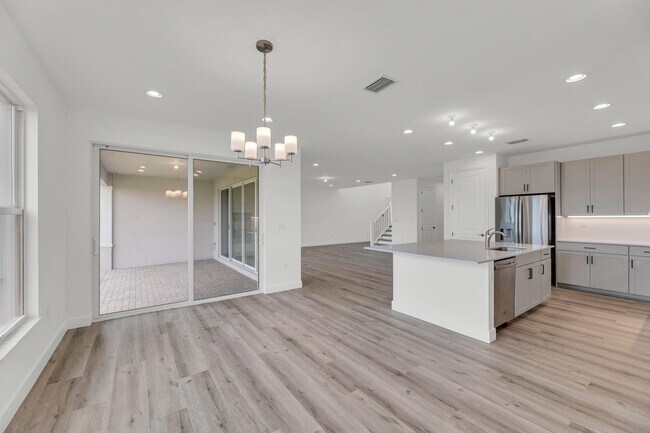 Foto del edificio - 1407 Thistle Pl